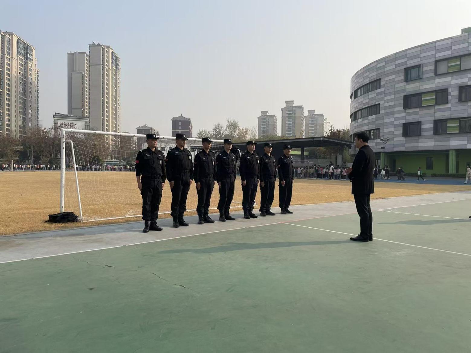 E:/25.12.10后 上傳網站留存/喜報！南京市保安服務有限公司建鄴分公司榮獲“校園最小應急單元技能競賽”一等獎/照片/7f4752ecec0a4eaf4162fae738cff144.jpg7f4752ecec0a4eaf4162fae738cff144